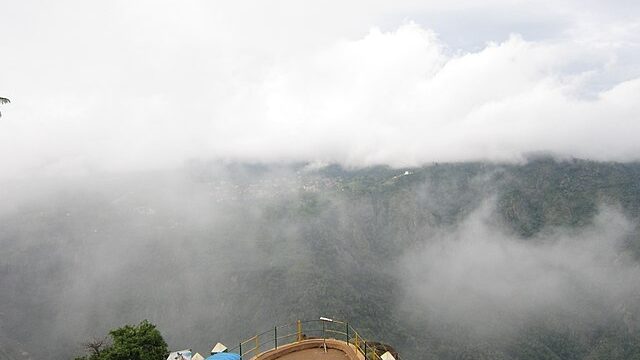 640px-Coonoor_-_കൂന്നൂർ_06