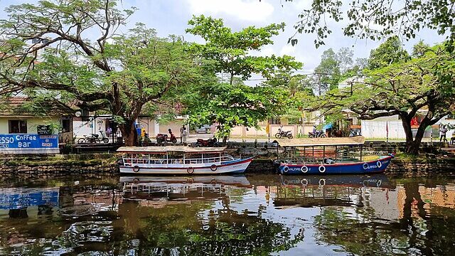 Alappuzha One Day Tour Package: Discover the Charm of Kerala’s Backwater Paradise