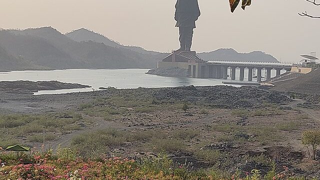 Statue_of_Unity_B