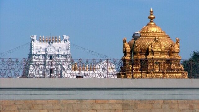 Tirumala_gopurams